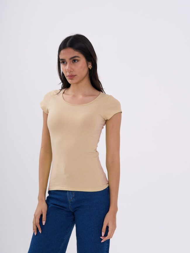 Remera escote redondo con guia de algodon con lycra